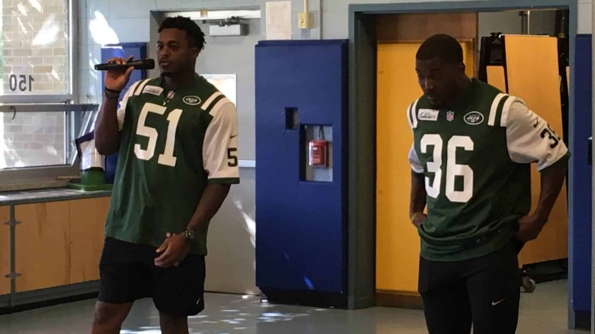 New York Jets defenders visit NJ elementary school for Play60 event