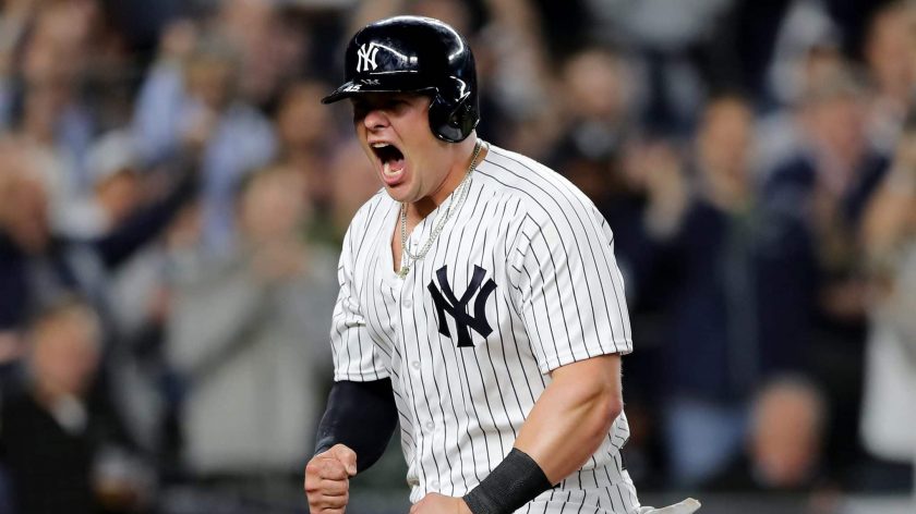 New York Yankees 1B Luke Voit crushes golf balls, too (Video)