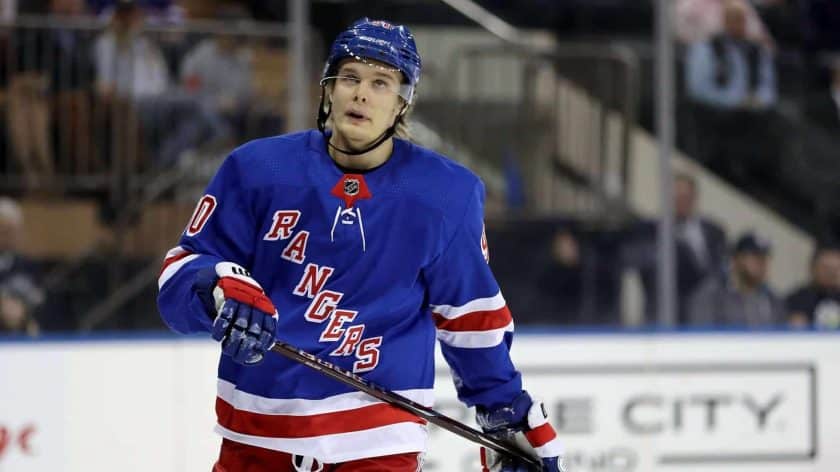 New York Rangers announce Vladislav Namestnikov joins concussion protocol