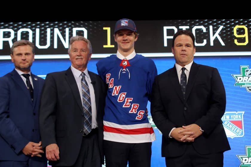New York Rangers: Vitali Kravtsov could play in North America this season (Report)