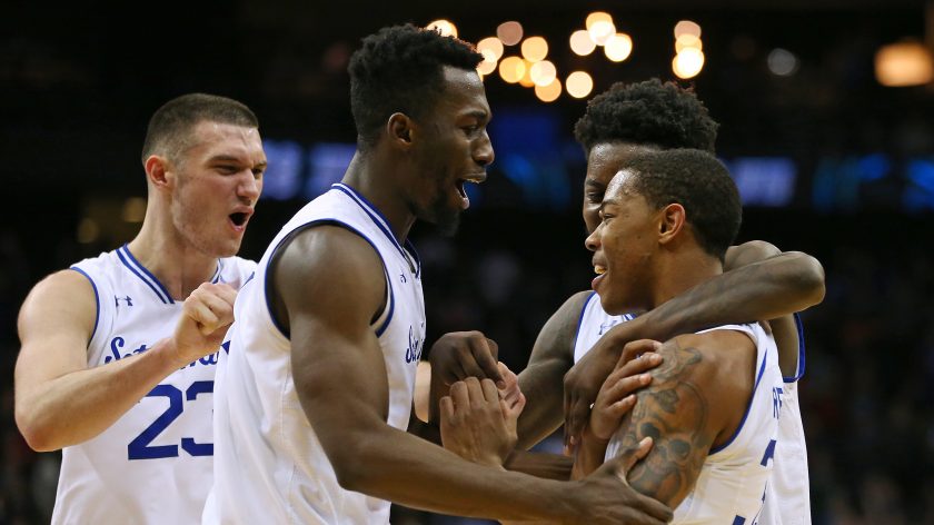 St. John’s-Seton Hall thriller ends in controversial fashion (Highlights)