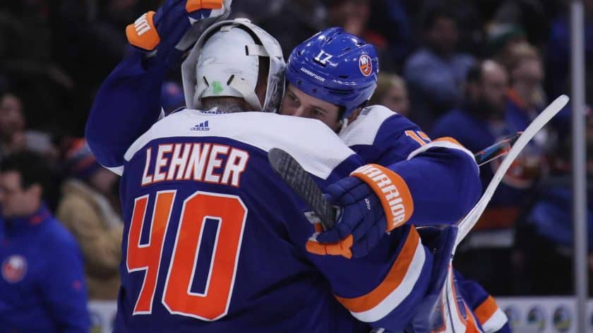 New York Islanders’ Lehner, Trotz honored in PHWA Midseason Awards