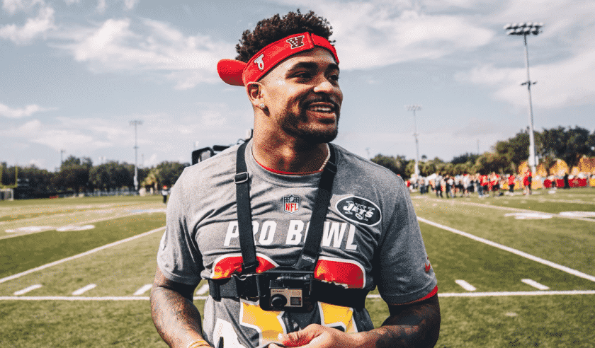 New York Jets pro bowler Jamal Adams takes out Patriots mascot (Video)