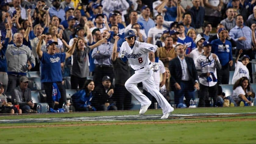 New York Yankees: Manny Machado sitting on an 8-year White Sox offer (Report)