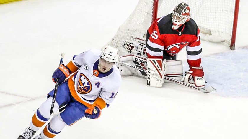 New York Islanders complete Devils season sweep, avert focus to Avs