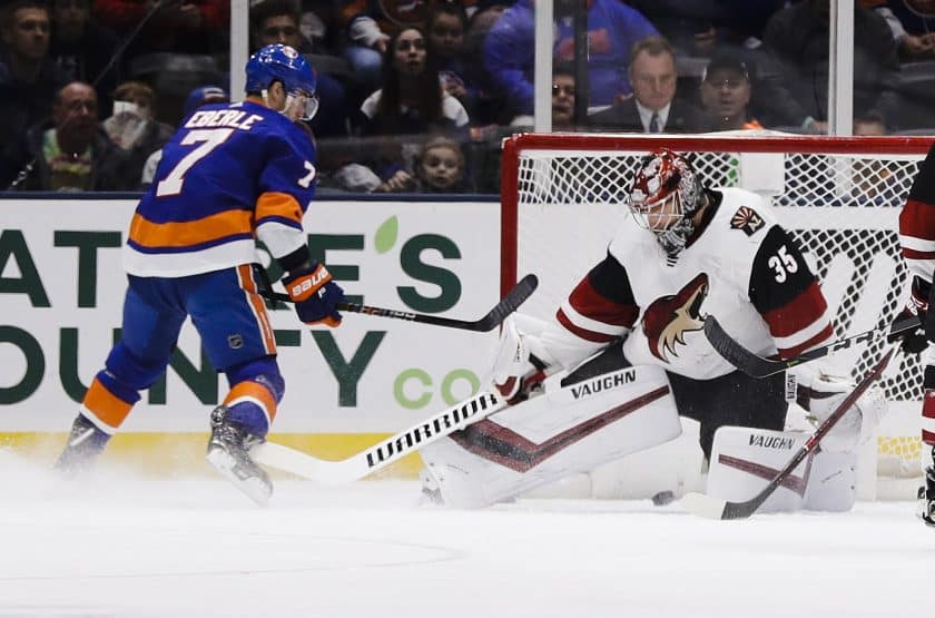 New York Islanders carry momentum, shut down Arizona, 2-0 (Highlights)