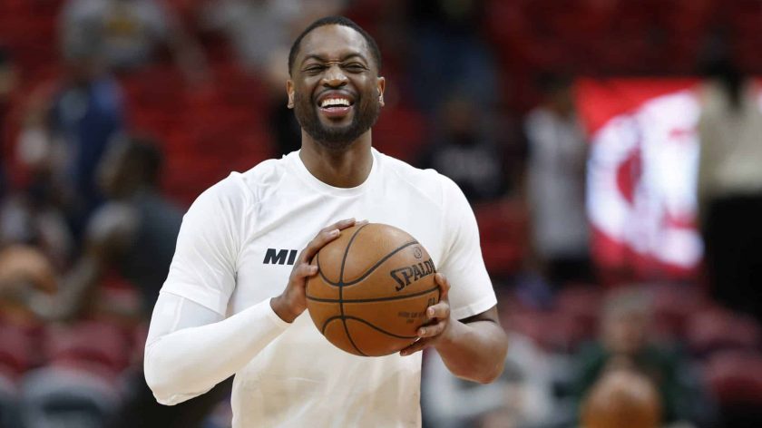 New York Knicks, David Fizdale show Dwyane Wade respect in final MSG game (Video)
