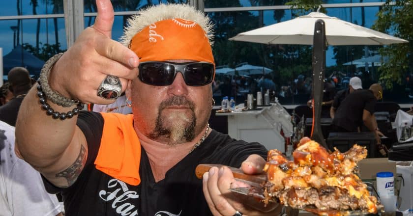 New York Knicks: Chef Guy Fieri is trying to keep Kevin Durant away from MSG
