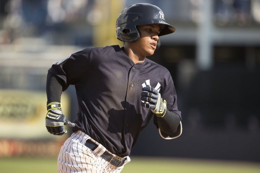 New York Yankees promote SS Thairo Estrada after Tulowitzki injury (Report)