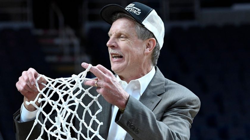 Iona releases statement regarding Tim Cluess, St. John’s HC gig