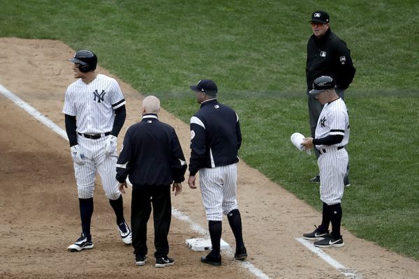 New York Yankees OF Aaron Judge leaves game with apparent injury (Video)