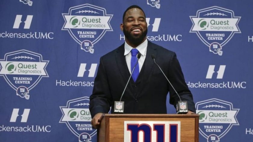 Former New York Giants DE Justin Tuck claps back at Eagles fan