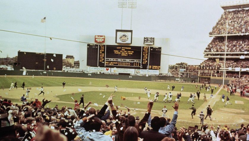 New York Mets alter scoreboard graphics in honor of 1969 reunion