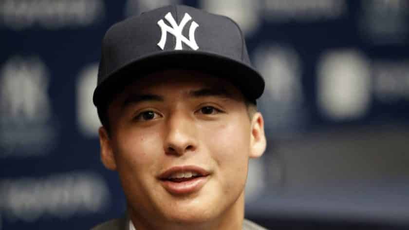 New York Yankees sign first-round draftee Anthony Volpe