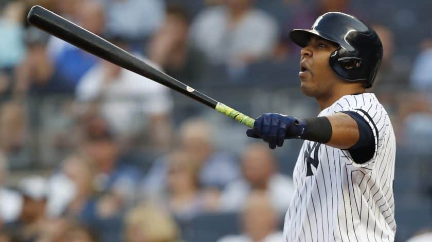 New York Yankees: Edwin Encarnacion hits 408th HR, passes Duke Snider (Video)