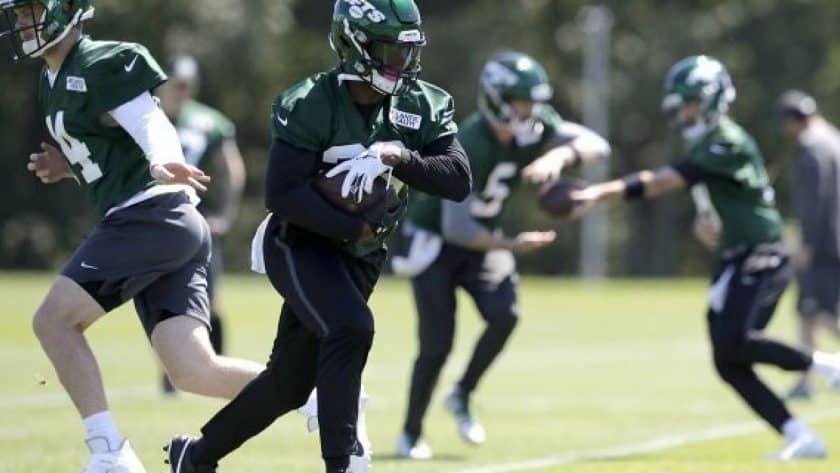 New York Jets’ Le’Veon Bell apologizes to fantasy owners who drafted him in 2018