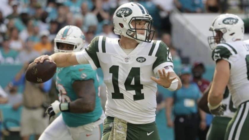 New York Jets QB Sam Darnold has some advice for New York Giants rookie QB Daniel Jones
