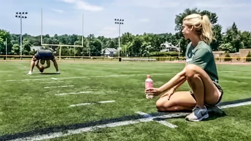 New York Jets LS Thomas Hennessy wins the bottle cap challenge (Video)
