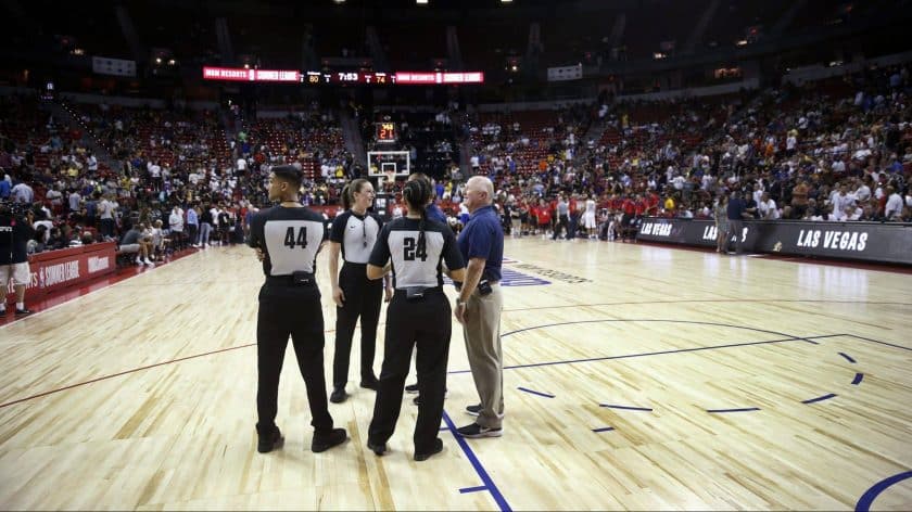 Earthquake ends New York Knicks summer league game early (Video)