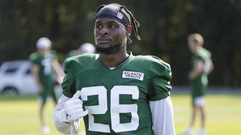New York Jets RB Le’Veon Bell active in Washington; full inactives list