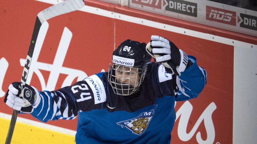 New York Rangers agree to entry-level contract with Kaapo Kakko