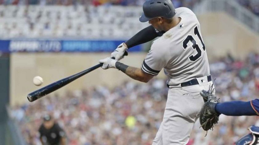 Doctors ‘recommend extreme caution’ for New York Yankees CF Aaron Hicks (Report)