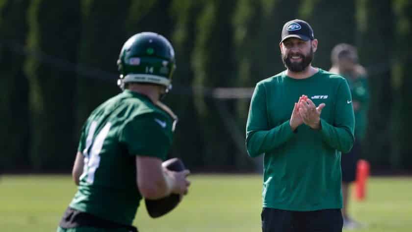 New York Jets WR Quincy Enunwa says Adam Gase is ‘definitely crazy’