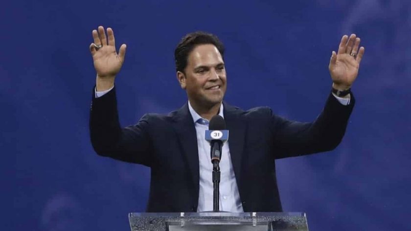 New York Mets legend Mike Piazza congratulates Pete Alonso on NL rookie record