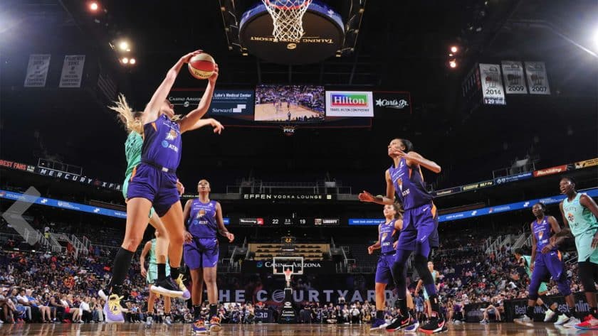 Tina Charles’ double-double not enough to end New York Liberty losing streak (Highlights)