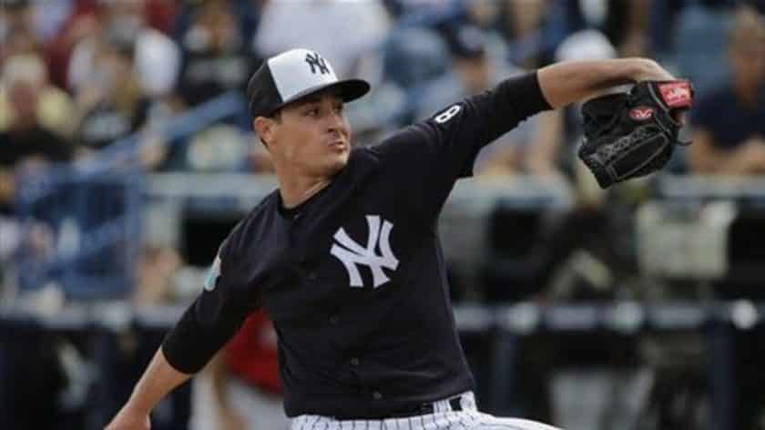 New York Mets sign minor league reliever Nick Rumbelow (Report)