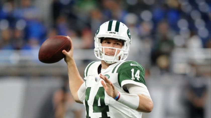 New York Jets QB Sam Darnold hopes to return Week 5 (Report)