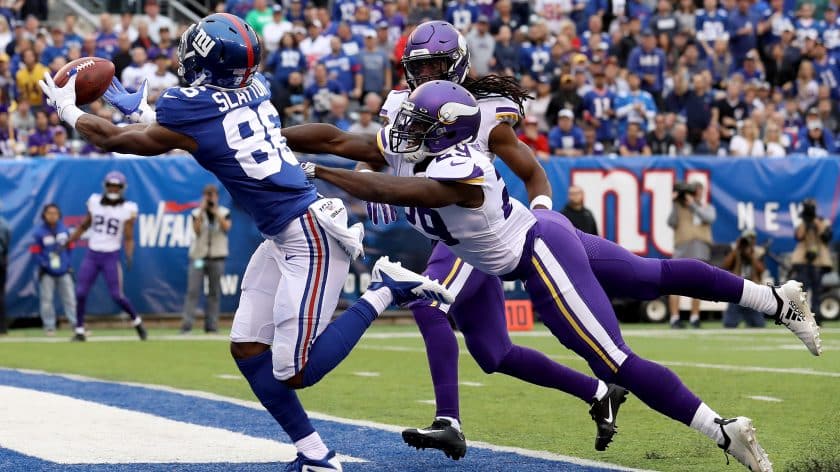 New York Giants QB Daniel Jones tosses a 35-yard TD to Darius Slayton (Video)