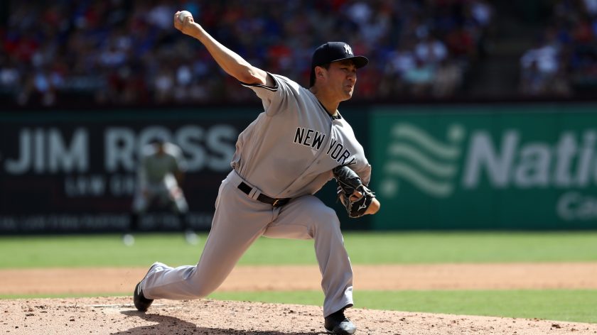 New York Yankees SP Masahiro Tanaka leaves after line drive to head (Video)