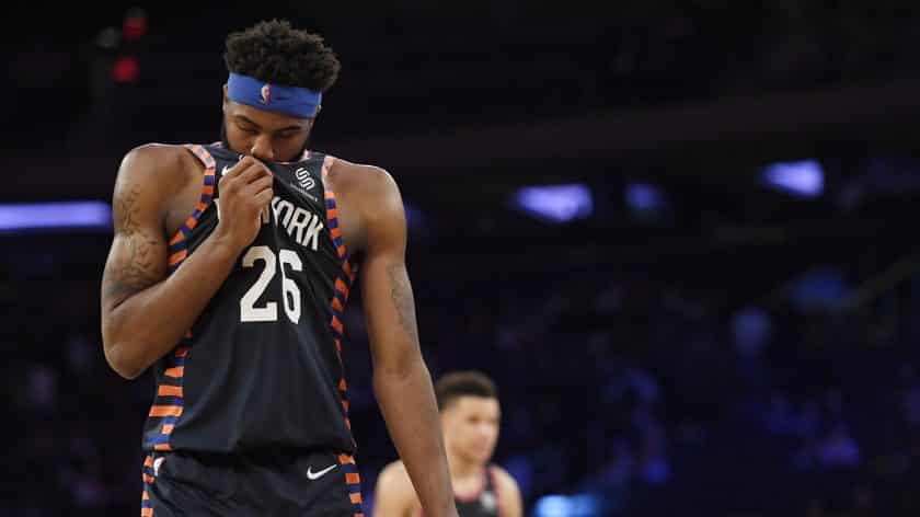 New York Knicks C Mitchell Robinson out with sprained right ankle