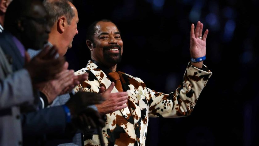 New York Knicks: Savage Walt ‘Clyde’ Frazier calls out Cavs’ Dean Wade (Video)