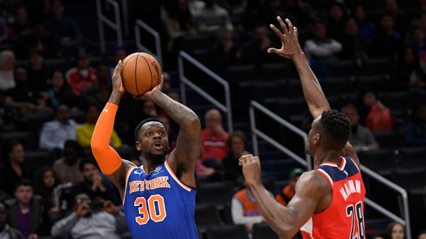 Julius Randle carries New York Knicks to another feel-good win (Highlights)