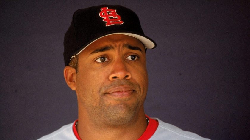 Houston Astros are interested in New York Mets managerial candidate Eduardo Perez (Report)