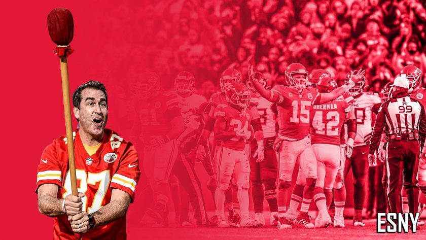 Diehard Chiefs fan Rob Riggle fights Super Bowl anxiety from cloud nine