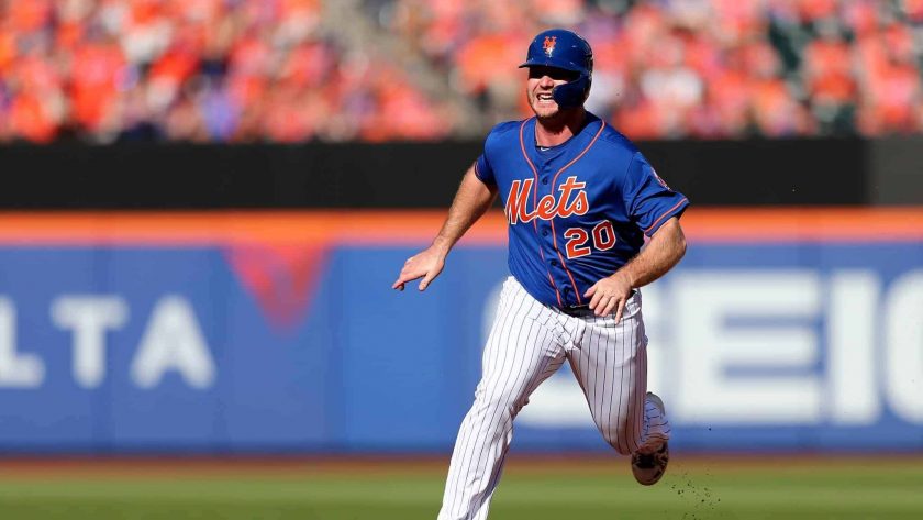 New York Mets’ Pete Alonso is shirtless and has ‘October baseball on the mind’