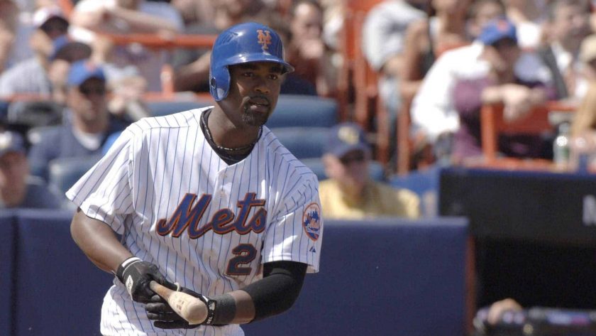 New York Mets: Carlos Delgado responds to allegation of low-tech cheating