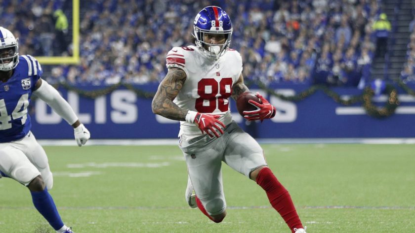 INDIANAPOLIS, INDIANA - DECEMBER 23: Evan Engram #88 of the New York Giants runs the ball in the game against the Indianapolis Colts in the first quarter at Lucas Oil Stadium on December 23, 2018 in Indianapolis, Indiana.