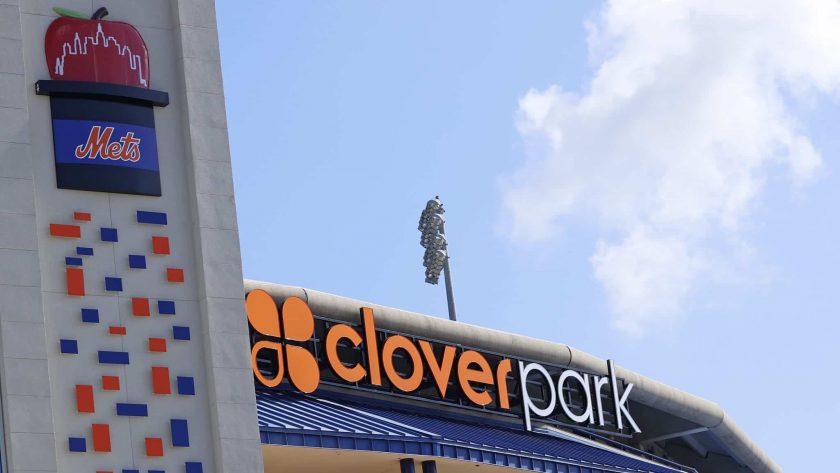 New York Mets spring training facility closed to organized workouts