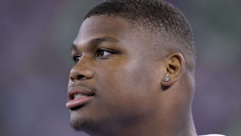 New York Jets DL Quinnen Williams provides meals for health care workers