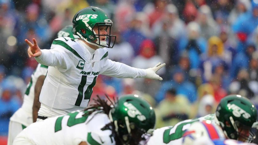 ORCHARD PARK, NY - DECEMBER 29: Sam Darnold #14 of the New York Jets calls a play during the first half against the Buffalo Bills at New Era Field on December 29, 2019 in Orchard Park, New York.