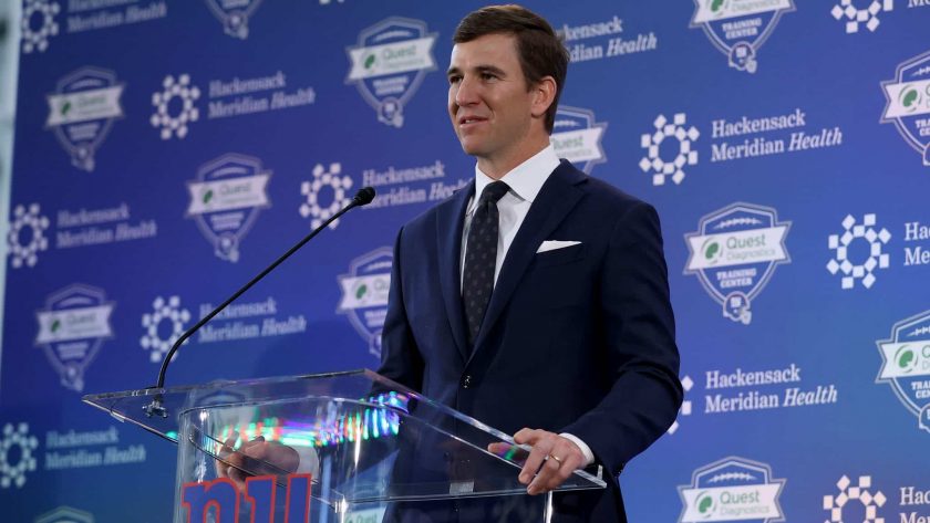 Former New York Giants QB Eli Manning shows off his prestigious picture wall (Video)