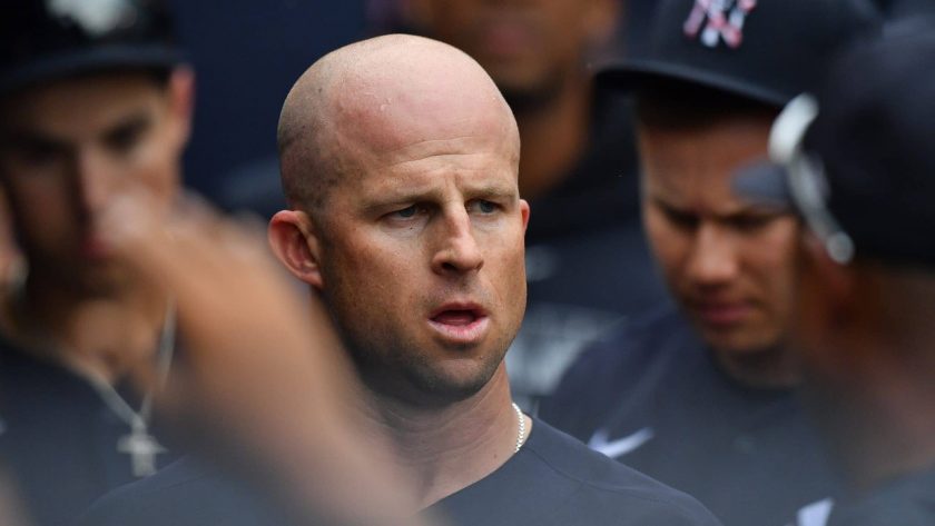 New York Yankees: Brett Gardner brings shred of normalcy with roll call