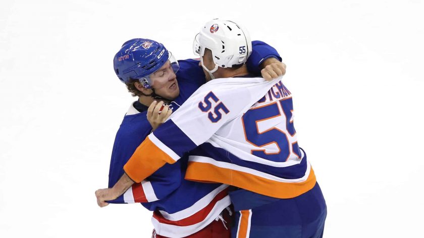 Rangers-Islanders: They’re fighting in an exhibition (Video)