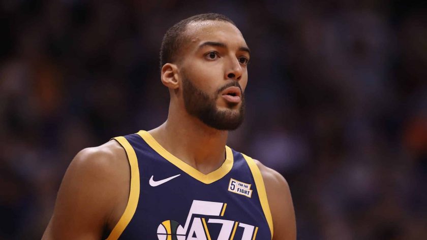 NBA season restarts with a Rudy Gobert basket (Video)