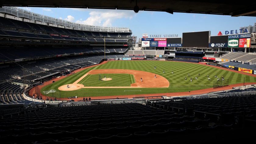 New York Yankees coaching staff eyed for managerial openings (Report)