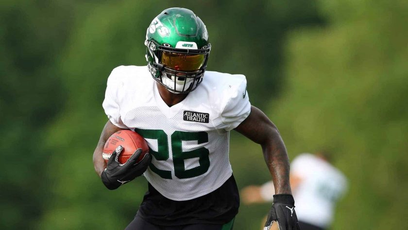 New York Jets RB Le’Veon Bell contradicts HC Adam Gase